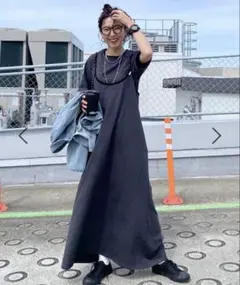 ニコアンド　Tシャツ付きキャミワンピース　ブラック　メイクスタッフ