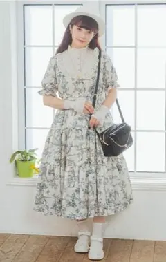 【タグ付き新品未使用】しまみさ♡青木美沙子♡ヨーク襟♡トワルドジュイ柄ワンピース
