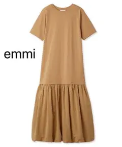 未使用 emmi 裾バルーンＴシャツワンピース