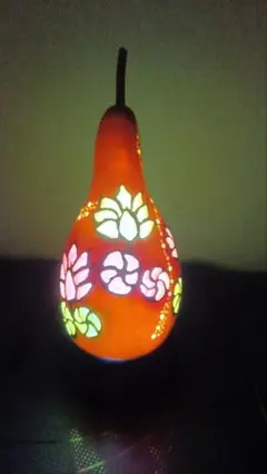 ひょうたんランプ ( ハス)