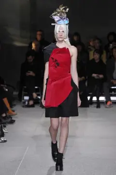 COMME des GARCONS 2013ss 縮絨エプロンワンピース