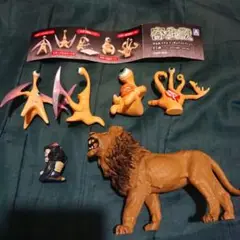 寄生獣 リアルフィギュアコレクション 4種