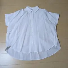 coca　タグ付き　新品　白　シャツ　Lサイズ