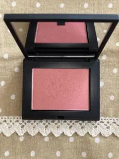 NARS ブラッシュ N 777
