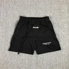ESSENTIALS 黒 ショートパンツ