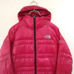 美品 ノースフェイス ライトヒートフーディー サミットシリーズ サイズM レッド
