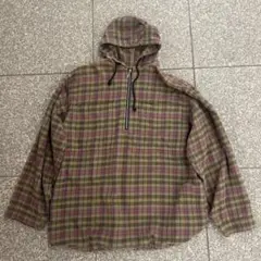 チェックフーディ