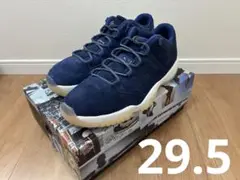 AirJordan11 RetroLow Derek Jeter Re2pect