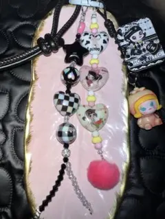 MOLLYハンドメイドストラップ