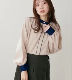 natural couture バイカラーデザイン釦ブラウス　ベージュ　美品