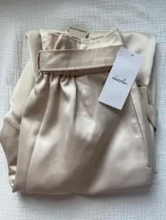 新品⭐︎ ダズリン dazzlin サテンパラシュートパンツ