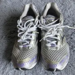 Mizuno バレーボールシューズ 23.5 ホワイト/パープル