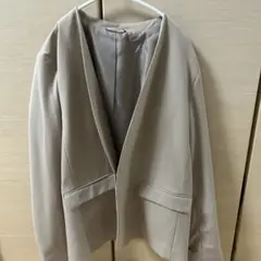GU ノーカラージャケット