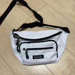 リーボック　Reebok ショルダーバッグウエストポーチ