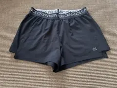 Calvin Klein ブラックショートパフォーマンスパンツ
