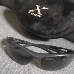 X Tech 遮光サングラス ケース付き　高校野球対応