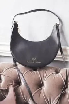 Maison de FLEUR メゾンドフルール ハーフムーン ショルダーバッグ