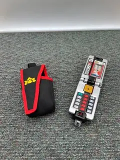 BANDAI　変身携帯 ショドウフォン　ホルダー　シンケンジャー　　f888