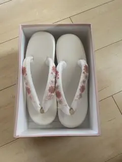 Item thumbnail for item 19e4319a-58ba-4a67-8ff9-0e04b4b3c5dd