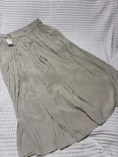 【新品未使用】UNIQLO UNIQLO ワッシャーサテンスカートパンツ　XL