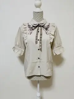 【新品未使用品】axes femme ローズ刺繍ブラウス リボン付 クラシカル