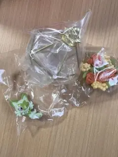 Item thumbnail for item 9cb68ce3-8326-49d3-b372-2c241b76d86b