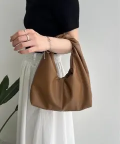 【専用】CAPRICIEUX LE'MAGE ツイストバッグ