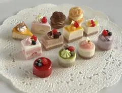 ミニチュアケーキ★ミニチュアスイーツ★フェイクスイーツ★ブライス★シルバニア★B