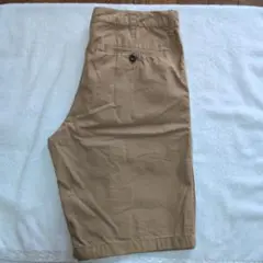 ユニクロ ベージュ ドローストリング付きショートパンツ