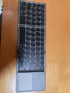 折りたたみ式Bluetoothキーボード B033