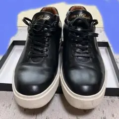 EARLE スニーカー