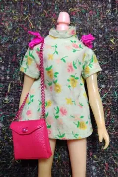 初代リカちゃんのワンピース(花柄)