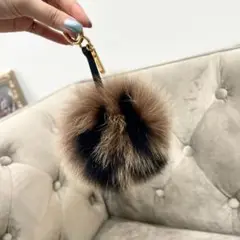 FENDI フェンディ FFロゴ ポンポンチャーム