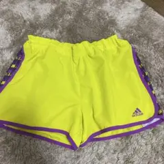 adidas ランニング　ショートパンツ　インナーパンツ有り