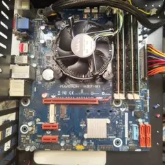 Intel i7-4790+ Pentagon H97-M1 マザーボード