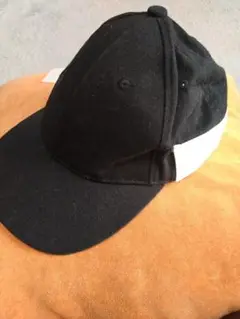 ZARA　黒/白 キャップ CHECK THIS OUT