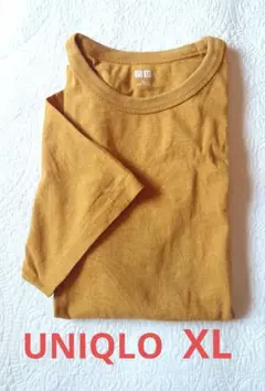 ユニクロ マスタード XL Tシャツ