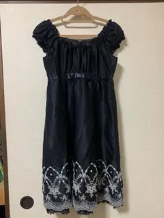 L'EST ROSE 上品フリルワンピース