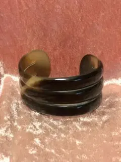 ✨牛の角✨グラデーションストライプバングル✨