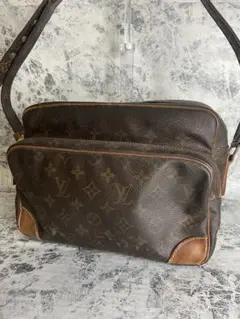 LOUIS VUITTON ルイヴィトン ショルダーバッグ モノグラム