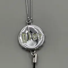 Item thumbnail for item 93c9918e-673a-40b5-8dde-8308fbabf1cb