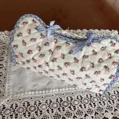 ローラアシュレイ　ティッシュカバー