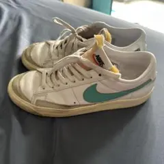 ナイキブレーザーロー'77ティファニー藤原ヒロシ 着用