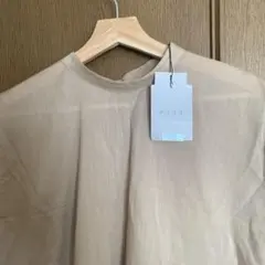 ベージュ ノースリーブ シャツ　新品