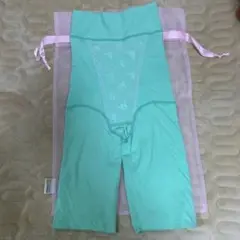 Item thumbnail for item d0d246ff-d30b-4af6-a2b3-652176f2c449