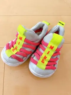 NIKE ノーヴィス　ナイキ　スリッポン