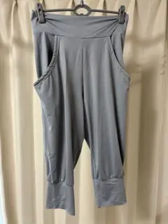 Reebok グレー ジャージパンツ サイドポケット付き
