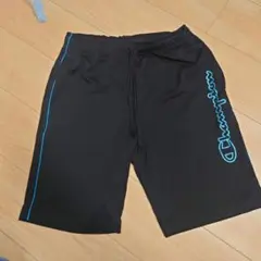 Champion ブラックショートパンツ　スポーツ　部屋着