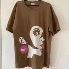 TMT ブラウン Tシャツ