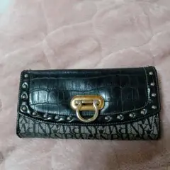 お値下げ中古Pinkywolman長財布
